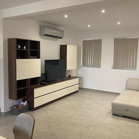Elegant Maisonette In Malta By Assetflow Pro Appartement Marsaskala Buitenkant foto